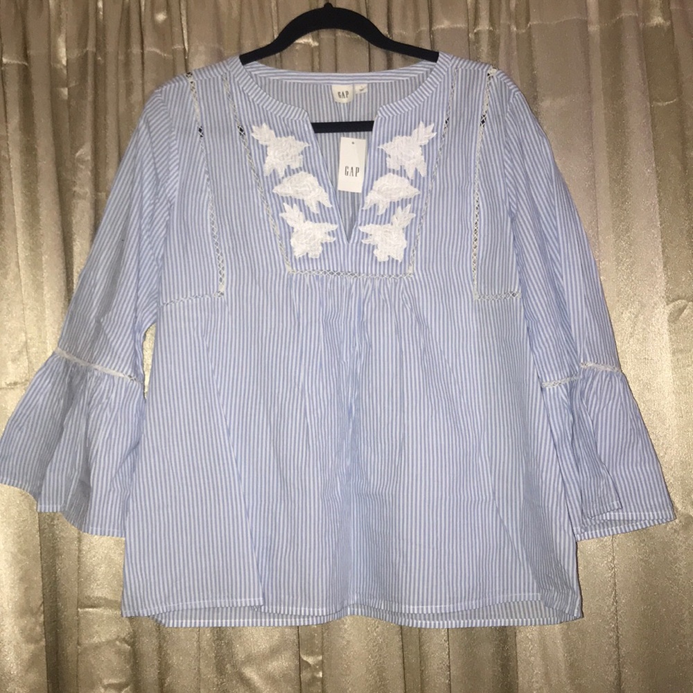 NWT Gap Top